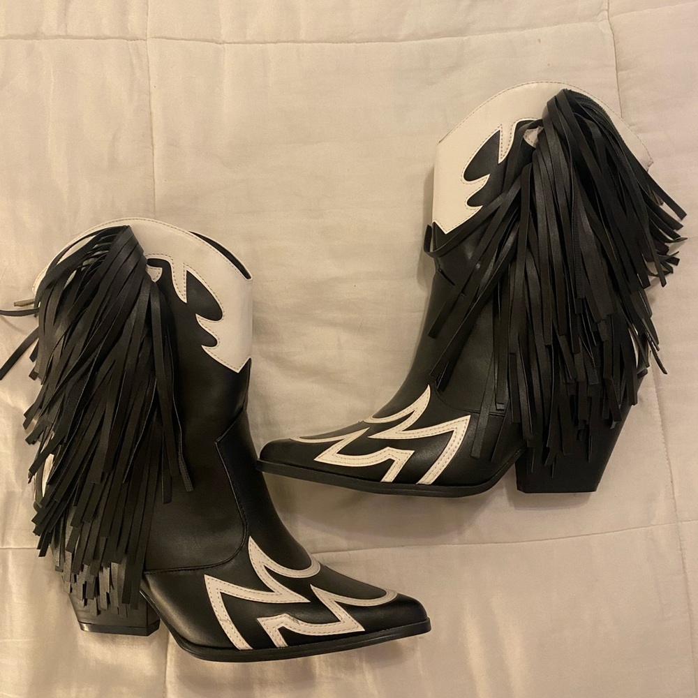 Black and white western fringe boots